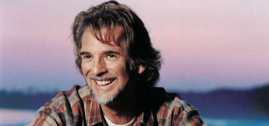 KL-PUBLICITY-COVER-COLOR-900x424