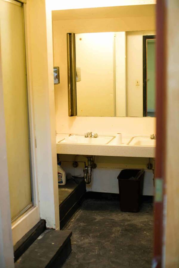 20161102-ChurchStudio-96